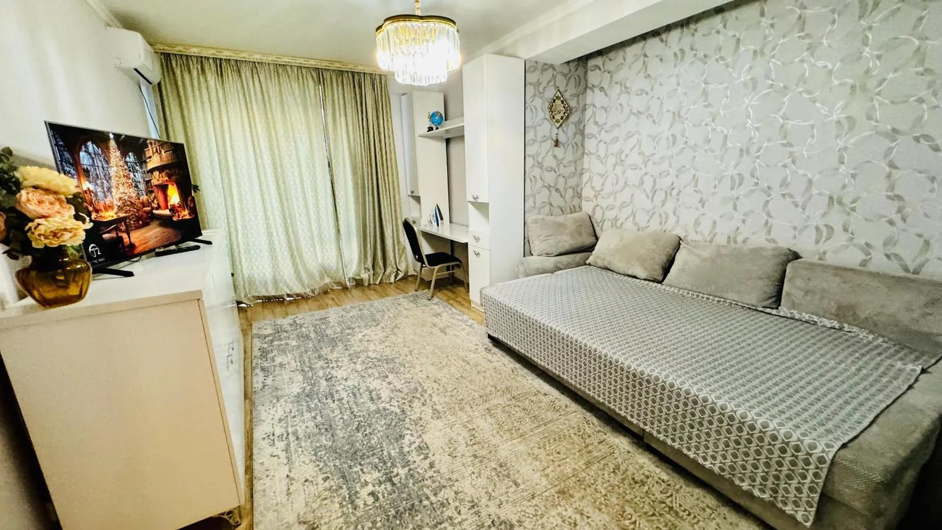 Apartment Appartament On Abaya 64 Almaty Kazakhstan